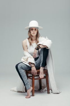 Flower Power Lookbook Image 8