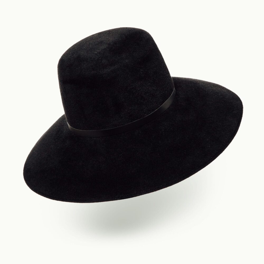 Hats - Women - Grand Comtesse Black Velour Image 1