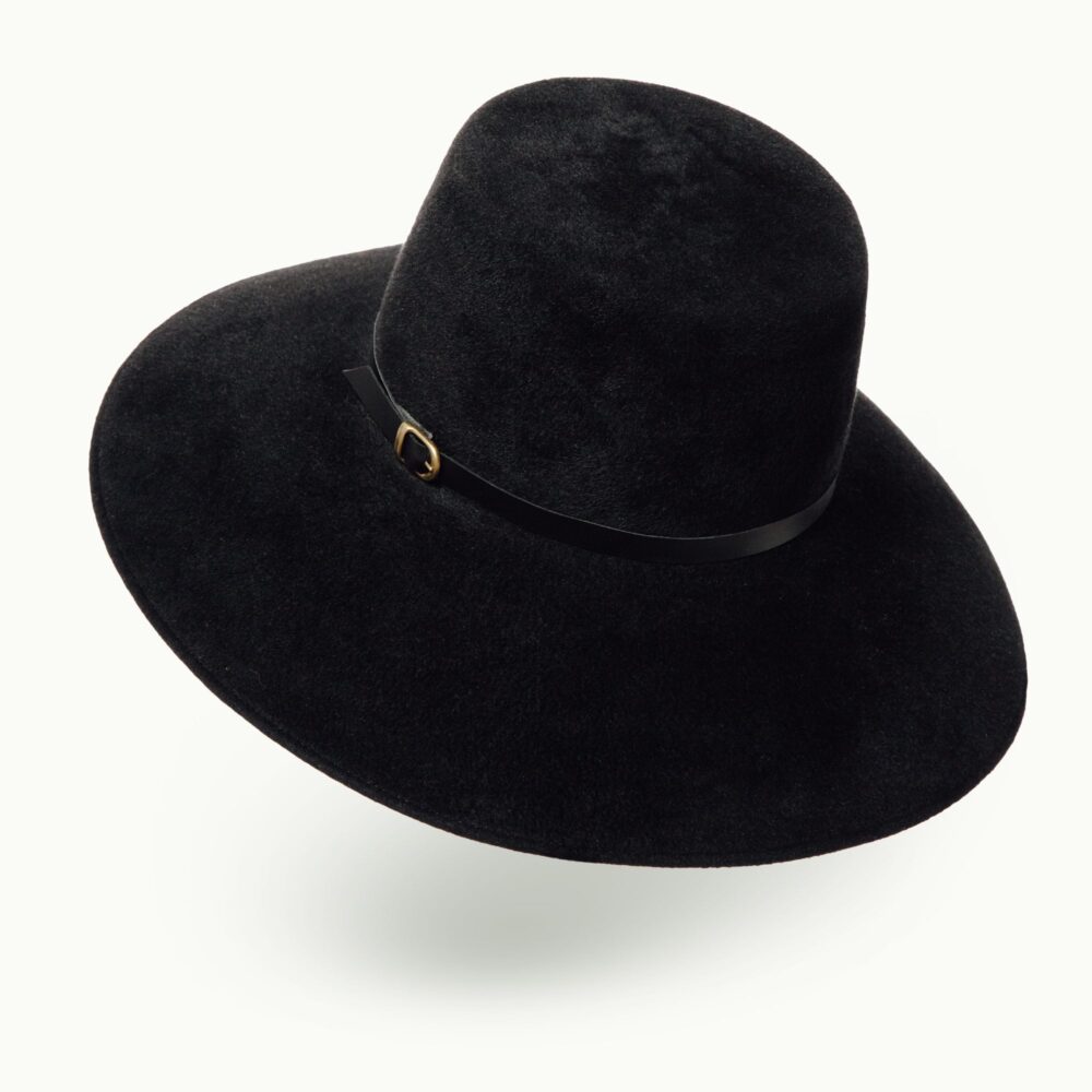 Hats - Women - Grand Comtesse Black Velour Image 3