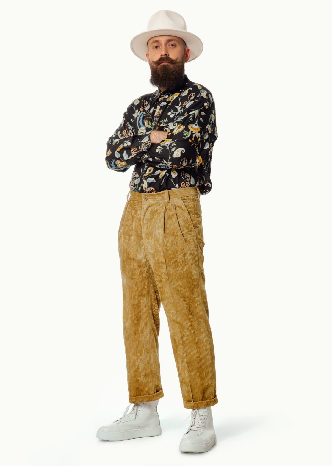 Men - Trousers - Zunft Mahorka Trousers Golden Courduroy Image Primary