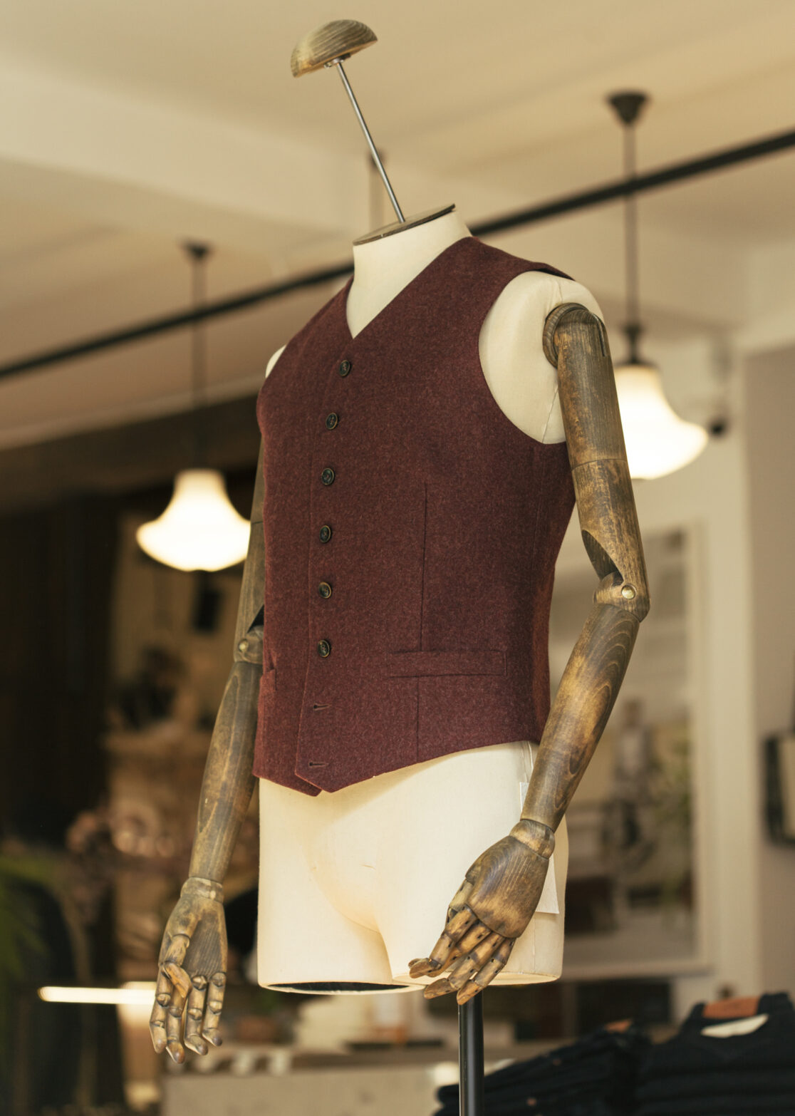 NEW IN - Men - V Vest Burgundy Horn Image Primary