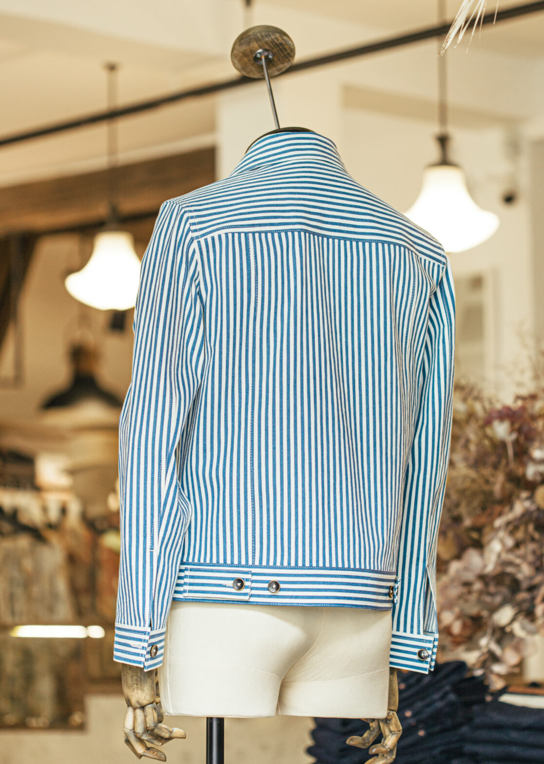 NEW IN - Men - Clyde White Stripe Image Secondary