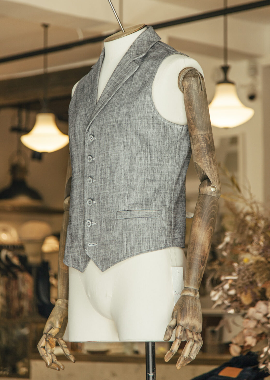 NEW IN - Men - Gilet A Revers Grey Image Primary