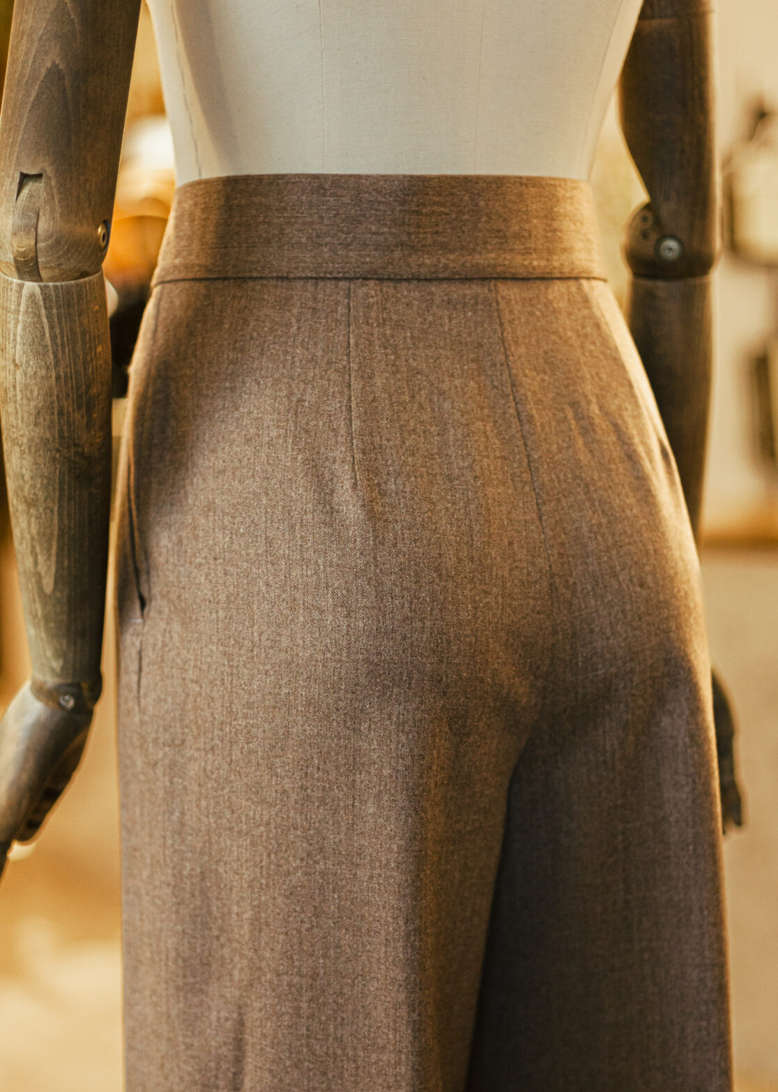 Limited items - NEW IN - Women - Eluney Trousers Light Brown Image Secondary