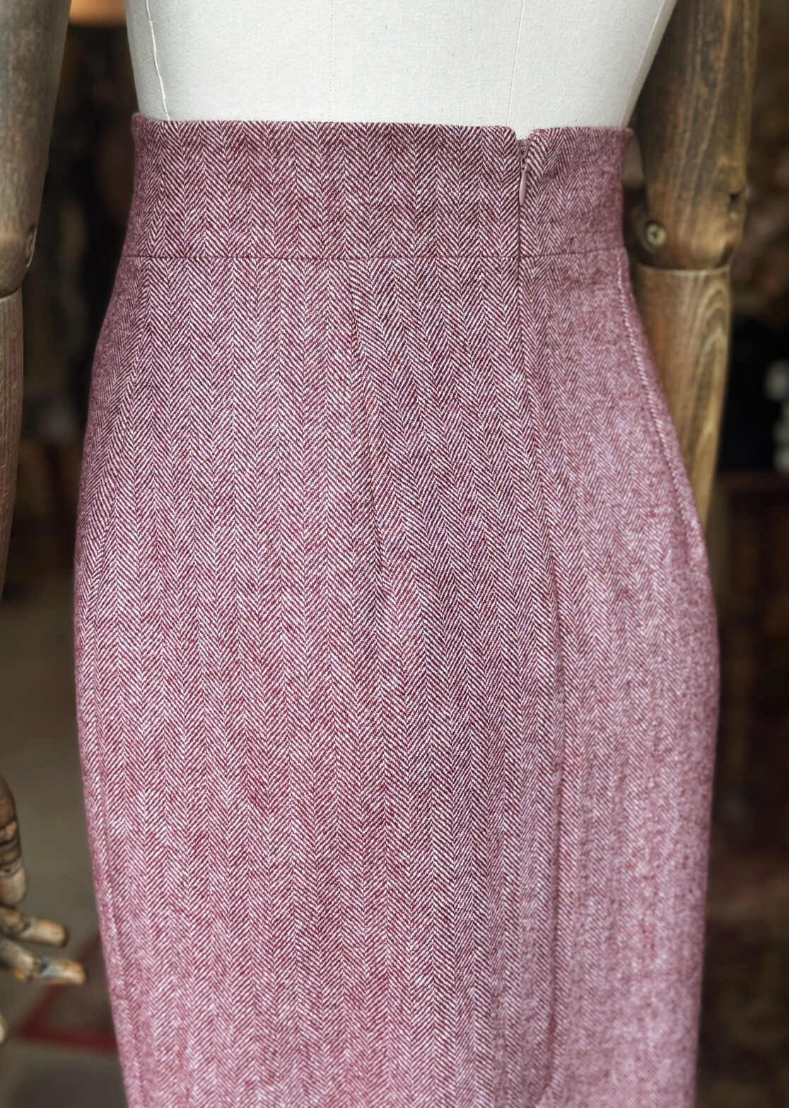 Limited items - NEW IN - Women - Pencil Skirt Image Secondary